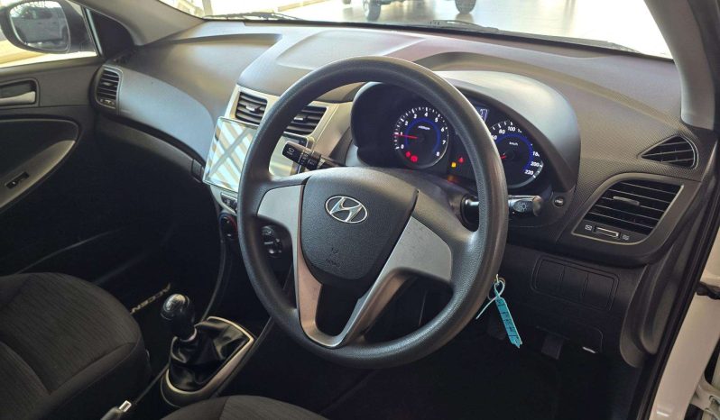 
								Hyundai ACCENT 2000 – ON ACCENT 1.6 GL/MOTION full									