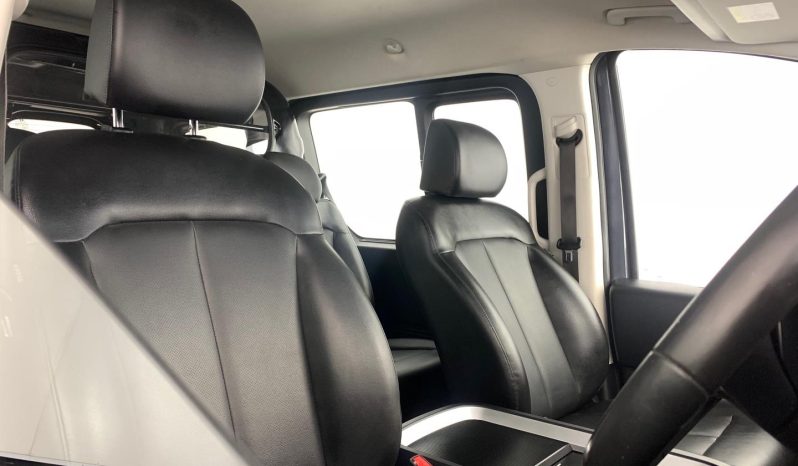 
								Hyundai Staria 2.2 5 Seater Multicab At full									