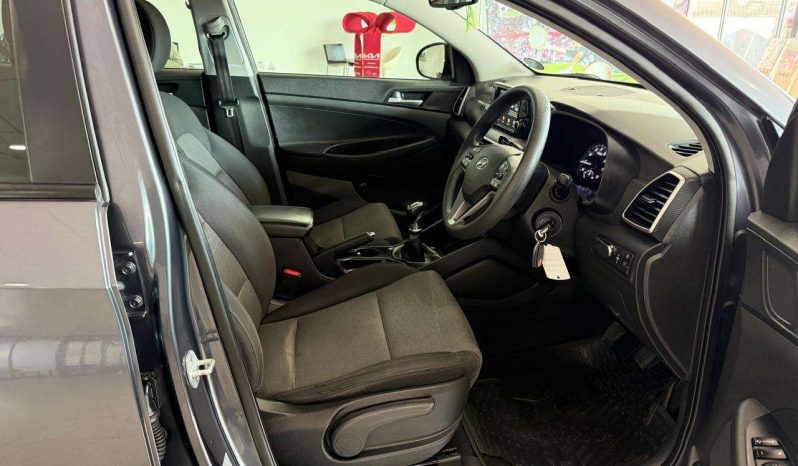 
								Hyundai Tucson TUCSON 2.0 PREMIUM full									