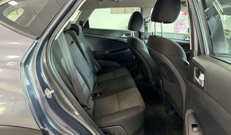 
								Hyundai Tucson TUCSON 2.0 PREMIUM full									