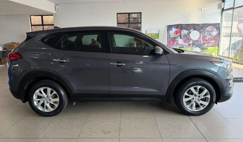 
								Hyundai Tucson TUCSON 2.0 PREMIUM full									