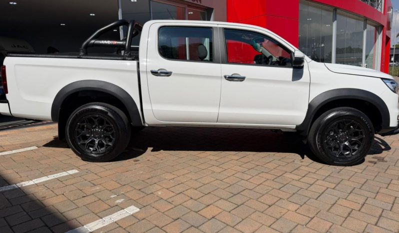
								JAC T8 2.0 Cti D Cab Comfort 4X2 full									