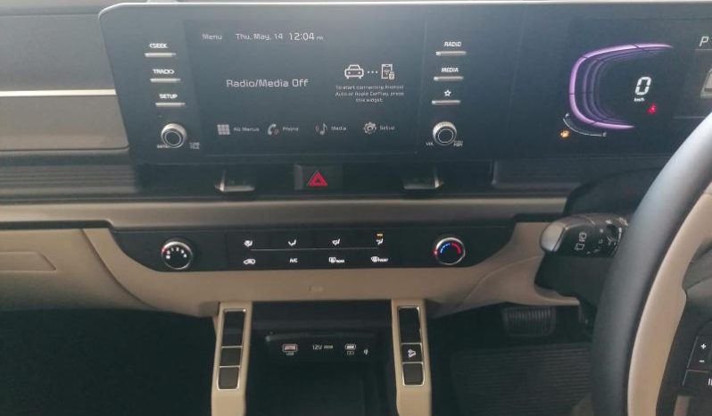 
								Kia Carens 1.5 D Lx At full									