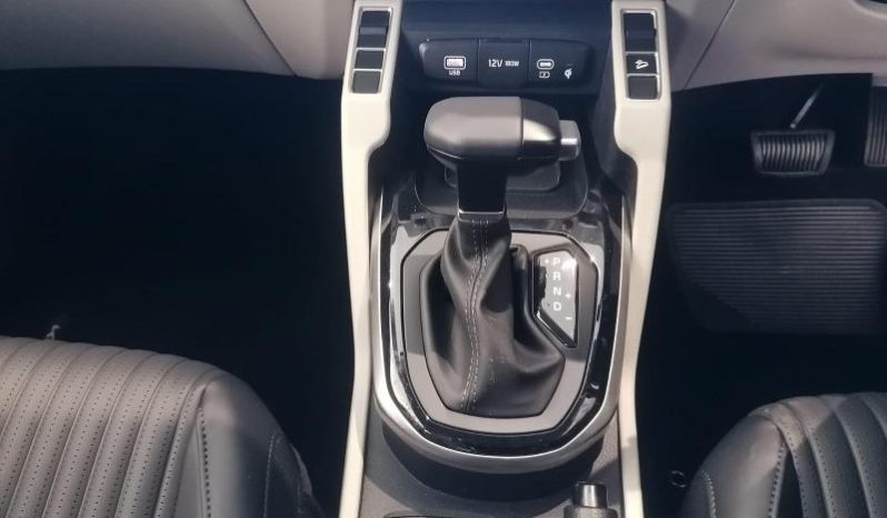 
								Kia Carens 1.5 D Lx At full									