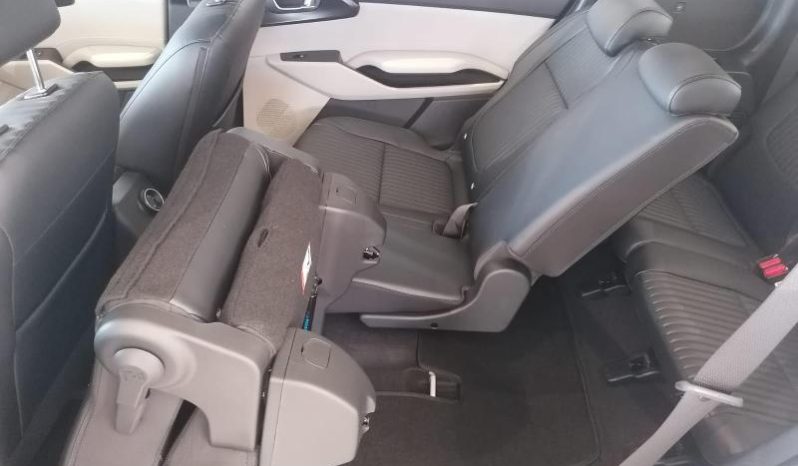 
								Kia Carens 1.5 D Lx At full									