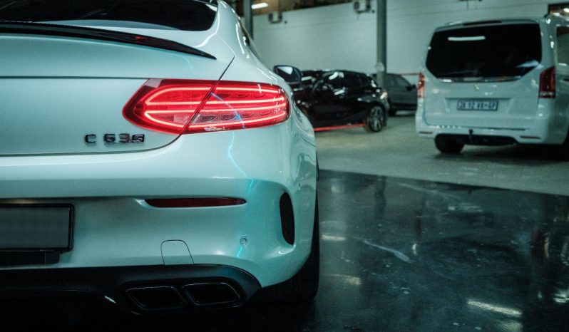 
								Mercedes Benz C-Class Coupe Mercedes-Amg C 63 S Speedshift full									