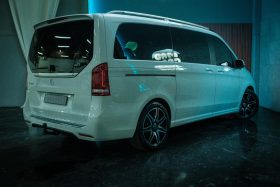 Mercedes Benz V-Class 300d Avantgarde + Amg Line