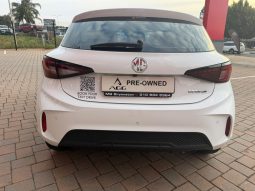 
										MG Mg3 1.5 Luxury Sr At full									