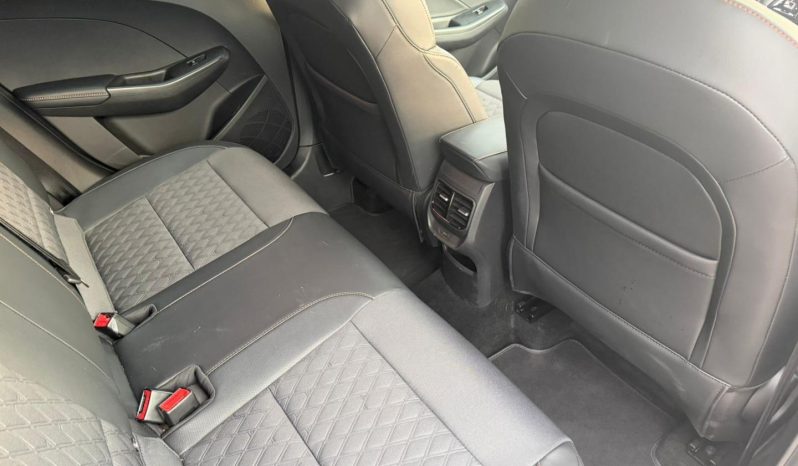 
								MG Mg3 1.5 Luxury Sr At full									