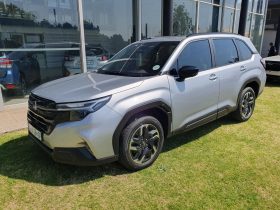 Subaru Forester 2.5 Premium Cvt