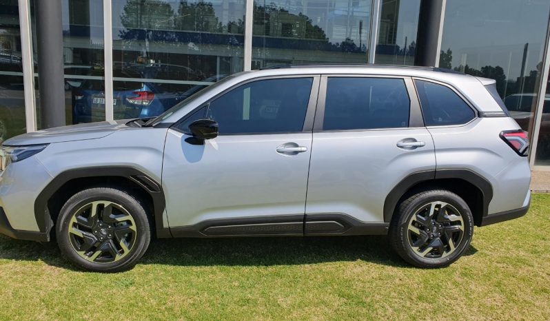 
								Subaru Forester 2.5 Premium Cvt full									