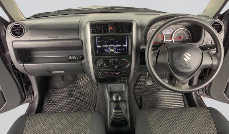 
								Suzuki Jimny 1.3 full									