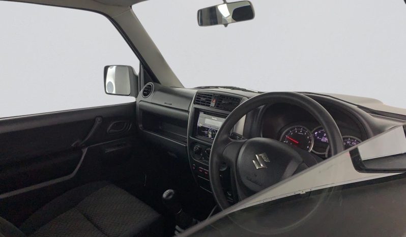 
								Suzuki Jimny 1.3 full									