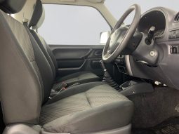 
										Suzuki Jimny 1.3 full									