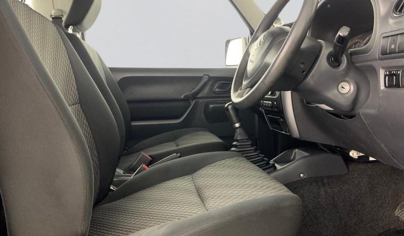 
								Suzuki Jimny 1.3 full									