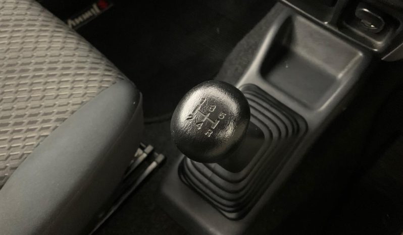 
								Suzuki Jimny 1.3 full									