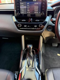 
										Toyota Corolla Cross 1.8 Xs Cvt full									