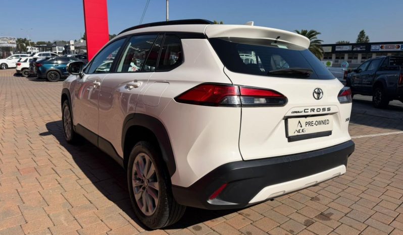 
								Toyota Corolla Cross 1.8 Xs Cvt full									