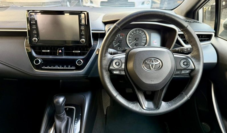 
								Toyota Corolla Sedan 1.8 Xs Cvt full									
