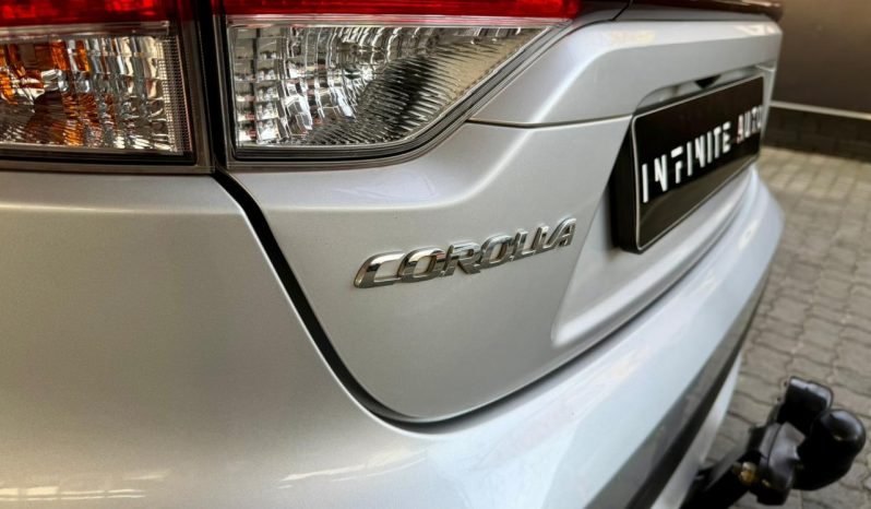 
								Toyota Corolla Sedan 1.8 Xs Cvt full									