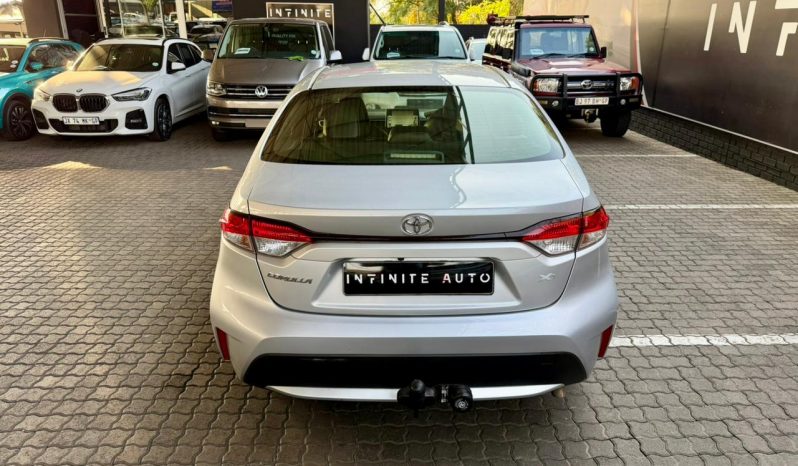 
								Toyota Corolla Sedan 1.8 Xs Cvt full									