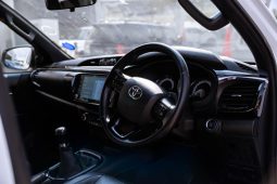 
										Toyota Hilux 2.8GD-6 Double Cab Legend 50 full									
