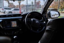 
										Toyota Hilux 2.8GD-6 Double Cab Legend 50 full									