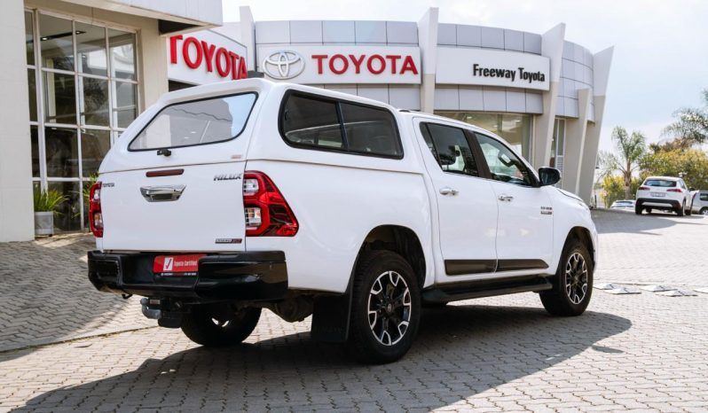 
								Toyota Hilux 2.8GD-6 Double Cab Legend 50 full									