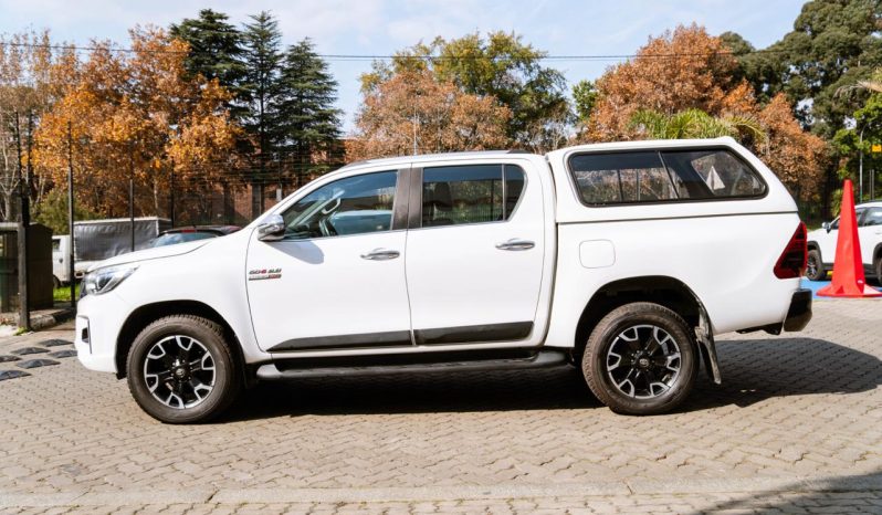 
								Toyota Hilux 2.8GD-6 Double Cab Legend 50 full									