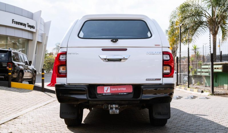 
								Toyota Hilux 2.8GD-6 Double Cab Legend 50 full									