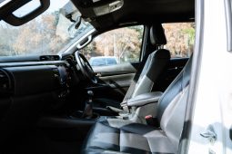 
										Toyota Hilux 2.8GD-6 Double Cab Legend 50 full									