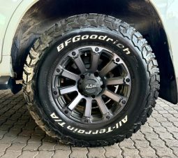
										Toyota Land Cruiser 200 4.6 V8 Vx At full									