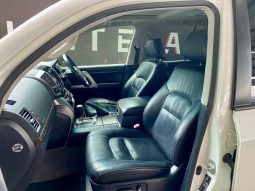 
										Toyota Land Cruiser 200 4.6 V8 Vx At full									