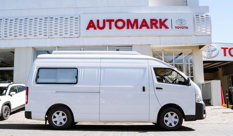 
								Toyota Quantum 2.7 S-Long Panel Van full									
