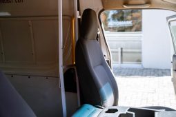 
										Toyota Quantum 2.7 S-Long Panel Van full									