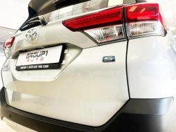 
										Toyota Rush 1.5 At full									