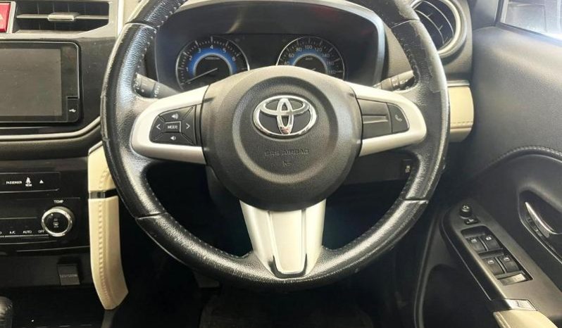 
								Toyota Rush 1.5 At full									