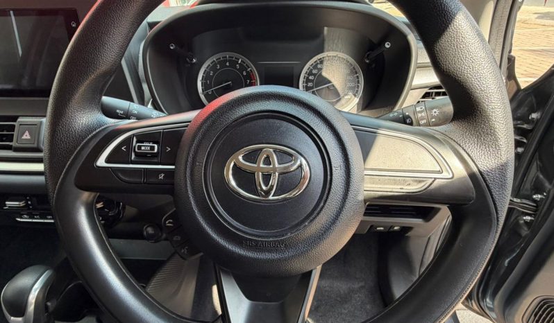 
								Toyota Starlet 1.5 Xs At full									