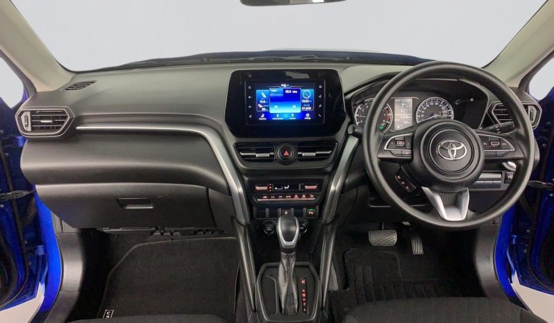 
								Toyota Urban Cruiser 1.5 Xr At full									
