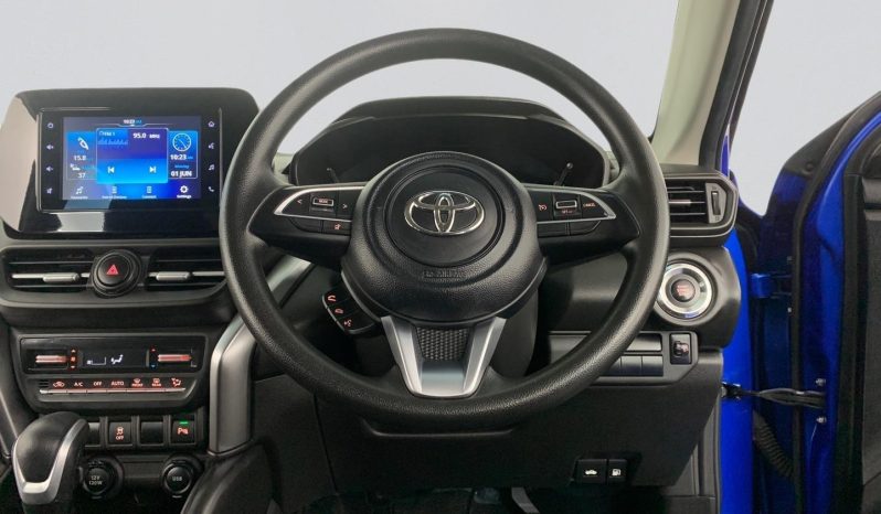 
								Toyota Urban Cruiser 1.5 Xr At full									