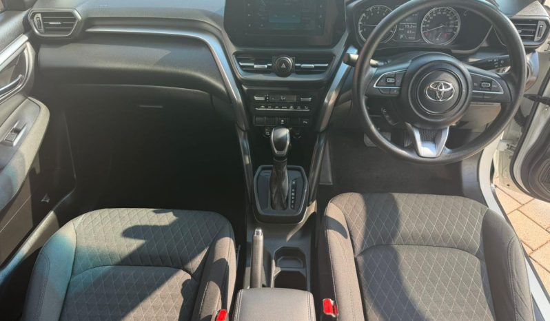 
								Toyota Urban Cruiser 1.5 Xr At full									