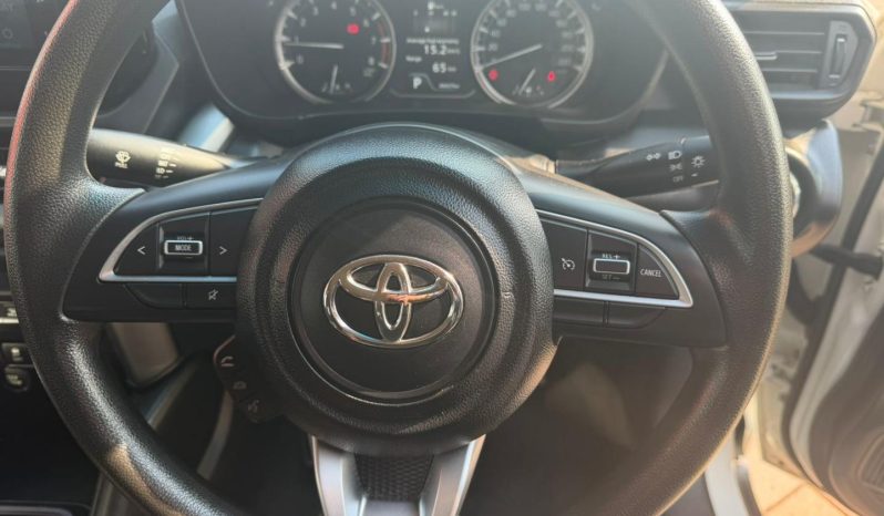 
								Toyota Urban Cruiser 1.5 Xr At full									