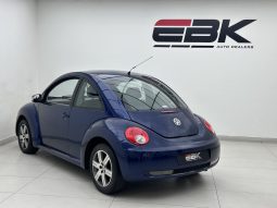 
										Volkswagen Beetle 2.0 Highline full									