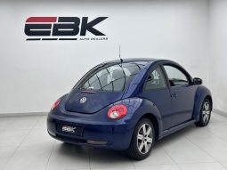 
										Volkswagen Beetle 2.0 Highline full									