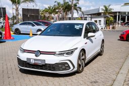 
										Volkswagen Golf GTI full									