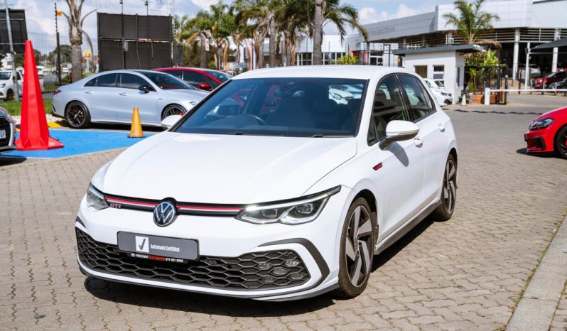 
								Volkswagen Golf GTI full									