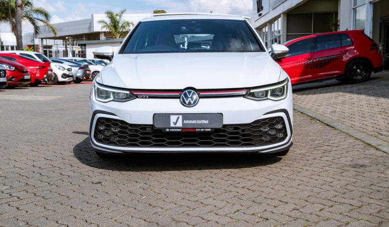 
								Volkswagen Golf GTI full									