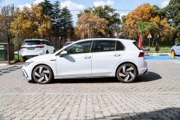 
										Volkswagen Golf GTI full									