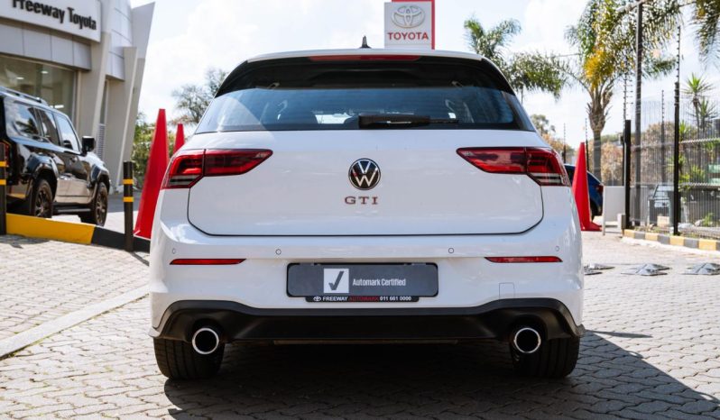 
								Volkswagen Golf GTI full									