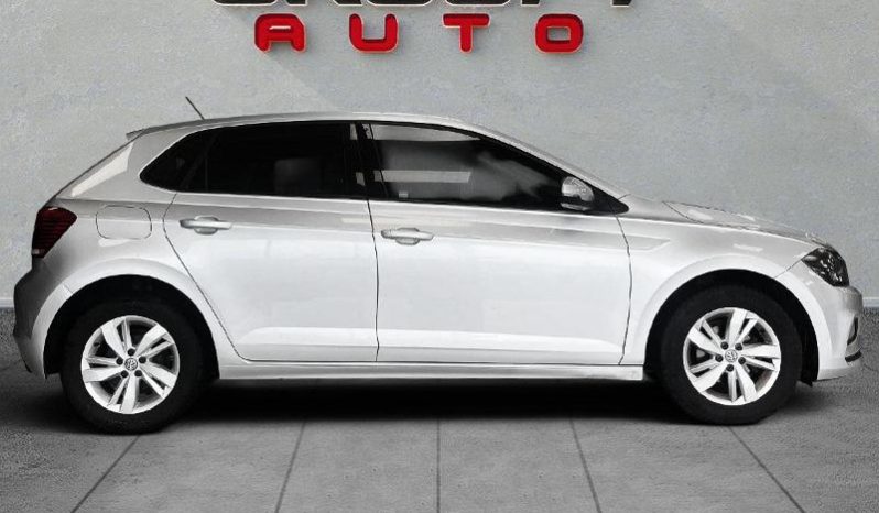 
								Volkswagen Polo Hatch 1.0 Tsi Comfortline full									